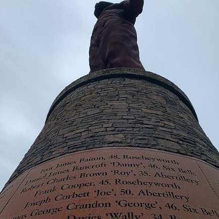 southern_wales's tweet photo. Pick up a copy of Tyleri Trails and enjoy a walk around the iconic Guardian in Six Bells. @BlaenauGwentCBC
#VisitSafely #Addo #ExploreSouthernWales
#SpringinWales
Photo courtesy of Instagram @welshgirlwalks
#theguardiansixbells #miningheritage #wales
https://t.co/mhG7cHxr9o https://t.co/vHZsQSIMwo