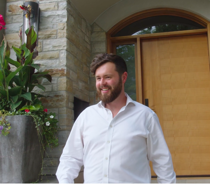 designerSML's tweet image. Here&apos;s a quick video of my business advisor and current shareholder, Adam Miron who shares his insight and commitment to the fruitful future of my company. Thank you!
Video: player.vimeo.com/video/508521484
Invest Here: frontfundr.com/staceymartin

#mentorshipmatters #investinginwomen