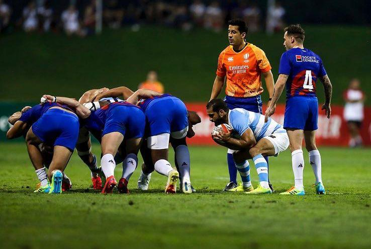 RugbyUruguay's tweet photo. ¡Francisco González 🇺🇾 a los Juegos Olímpicos de Tokio! 
El referee uruguayo fue designado para participar en el torneo masculino de rugby 7s durante @Tokyo2020es. 

☑️https://t.co/IDgLe3P3Jr https://t.co/03edJKNdsb