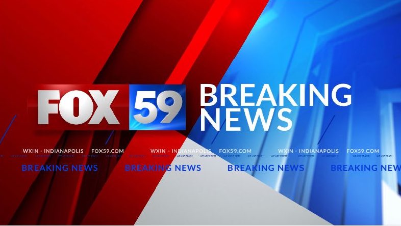 newsladyB's tweet image. IMPD says suspect had rifle. Shot 4 people inside; 4 outside.

Victims have NOT been identified yet, as officials wait to contact families. Coroner has not been able to go on scene yet as @IMPDnews &amp;amp; law enforcement investigate inside Indianapolis @FedEx #FedExShooting #Indy