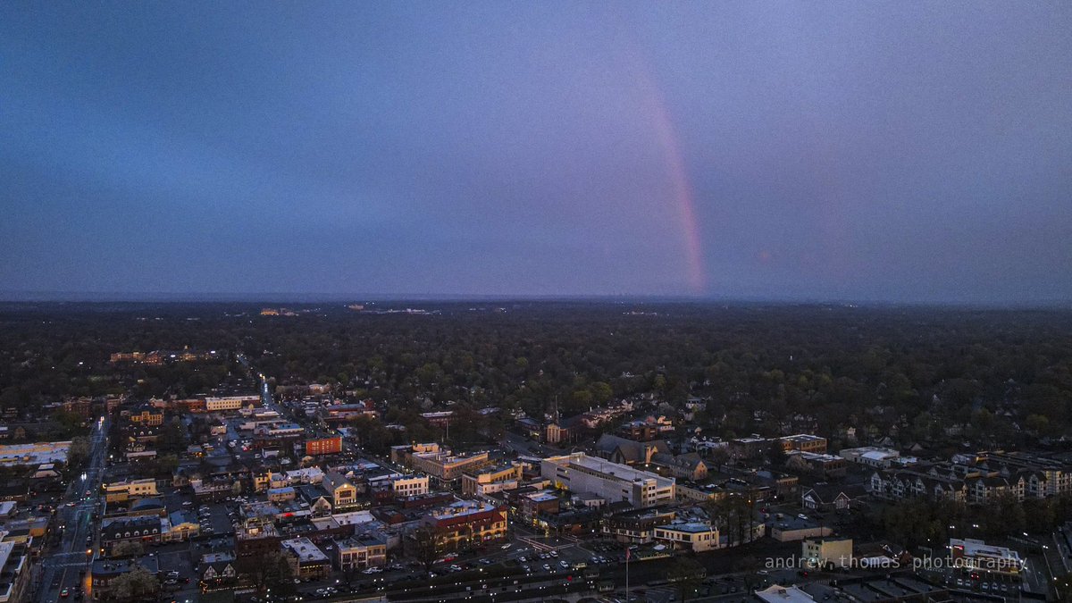 andrewthomas___'s tweet photo. Storms calm, sunset pushes magic 🌈

#ridgewoodnj #rainbows #dronephotos #bergencounty #njpohotography #downtown #andrewthomasphotography

https://t.co/xRUn2y1Ngf https://t.co/uBOrqD7yTC