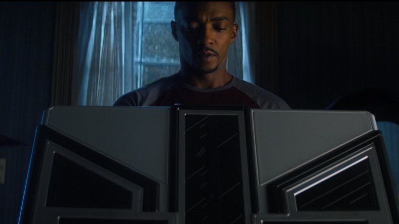 #TheFalconAndTheWinterSoldier SPOILERS
-
-
-
-
-
-
-
-
-
-
What’s up with Marvel and teasing the suits in the pre finale??