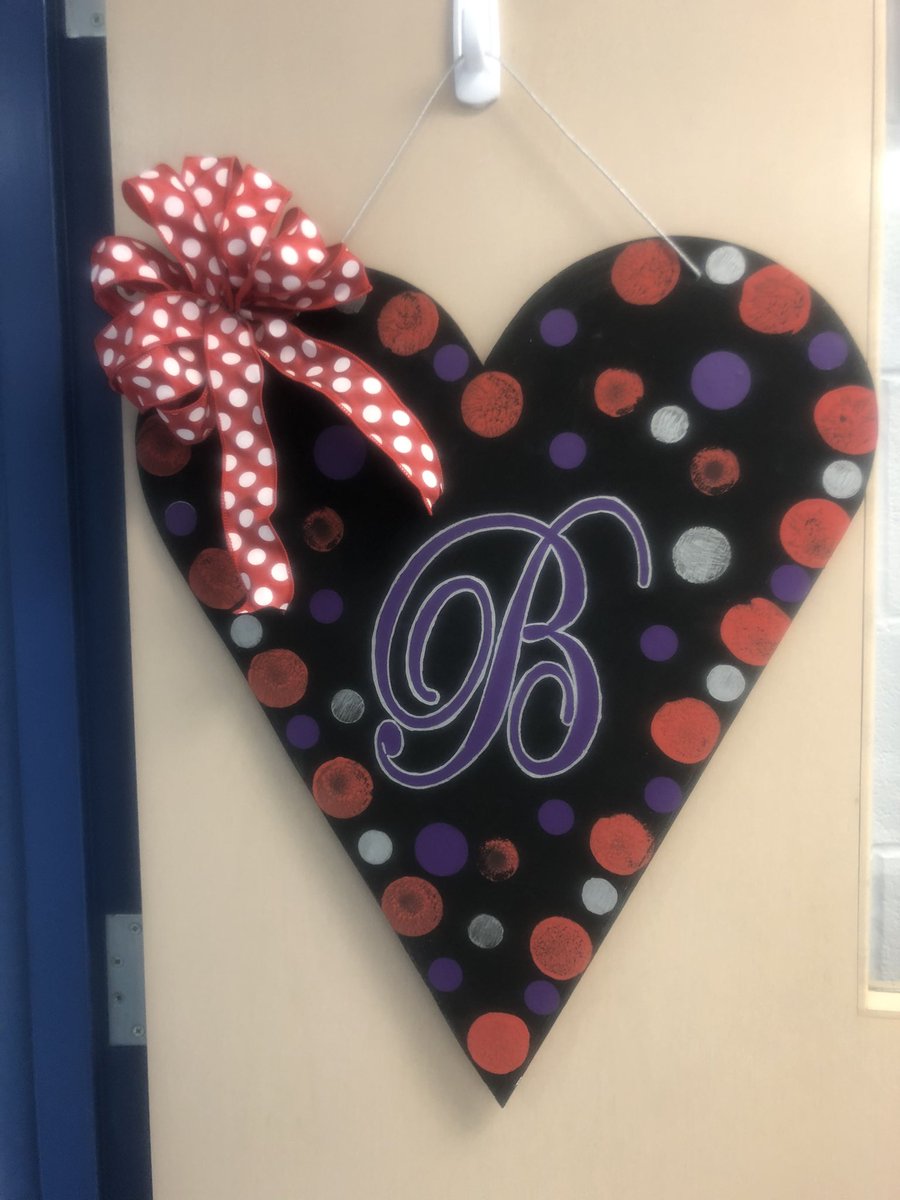 AynorHSLibrary's tweet image. Collaboration with AHS Career Lab in February #bluejacketsread #ahsreads
#ahslibrarylearningcommons
#ahsllc #bluejacketlife 
#aynorhighschool
#hcslibrarymedia
#leadhcs #hcsleads