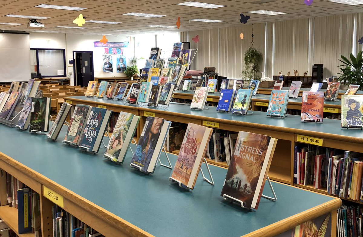 DrMelEngland's tweet photo. I love displaying all of our new books! Can’t wait to read some of them myself! So many books, so little time! @ccms_library @KASL_Librarians #kasllove #ccmsreads https://t.co/DfFtia3phA