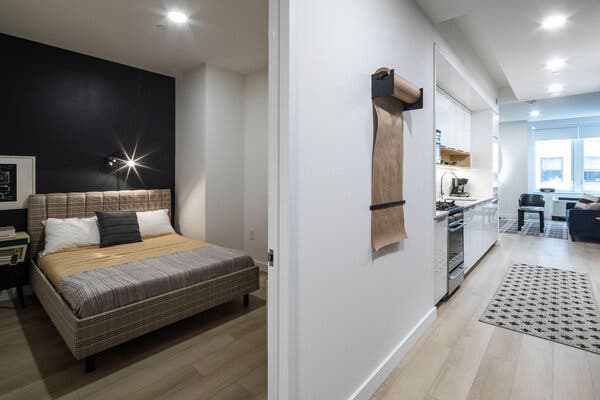 ALERT: What Will Happen to All the Empty Office Buildings and
Hotels? - Global Pandemic News | #Coronavirus #COVID19 #Protests - globalpandemic.net/news/what-will…