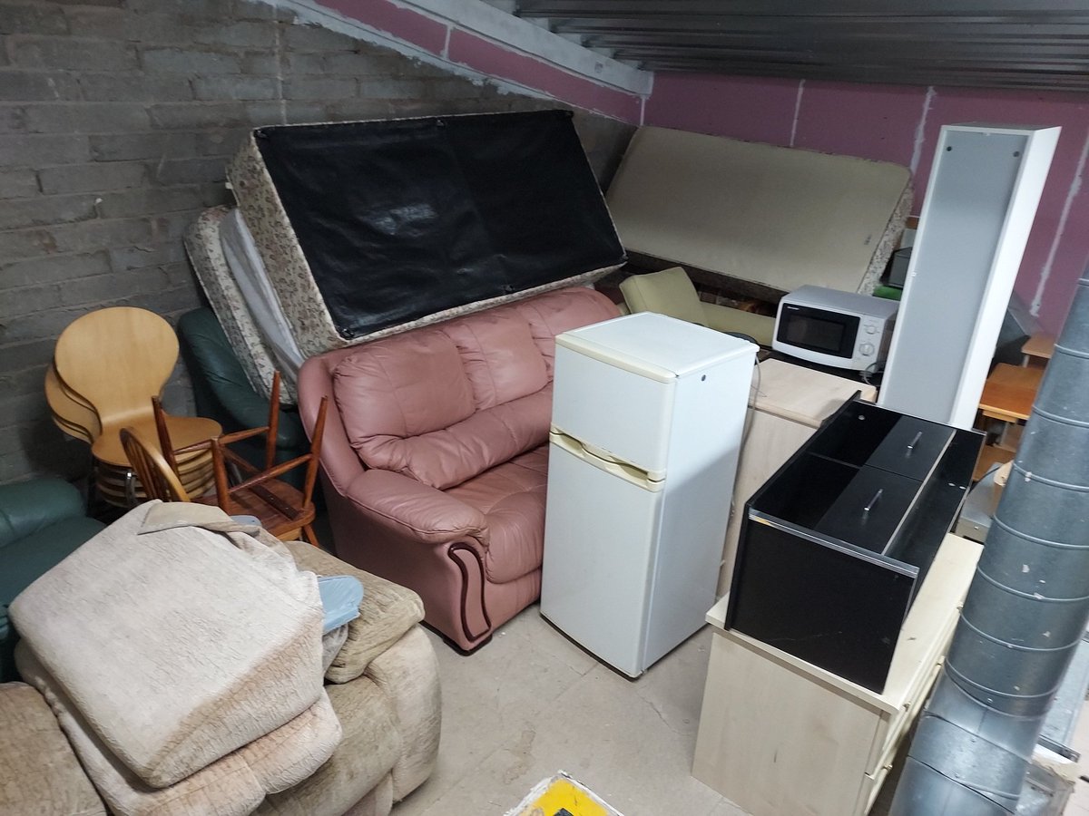 CS54Foundation's tweet photo. Very busy day today, delivering furniture to @RiversideLCR Powerhouse building in Liverpool. Our small team of staff and volunteers are very proud to be supporting tenants with donations of household goods. Dont know how we did it but all this went into 2 vans! https://t.co/AnmeuU36mT