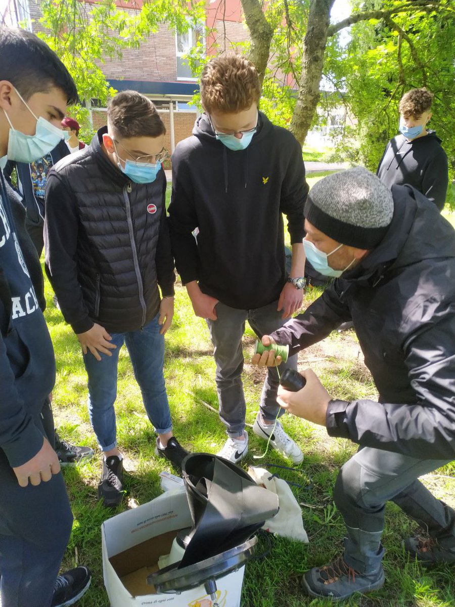 LifeSamfix's tweet image. The staff of the @Parco_Circeo met the students of the Istituto Agrario di #Latina &quot;San Benedetto&quot; and installed two traps with them. #samfix #xylosandrus #lifeprogramme @LIFEprogramme