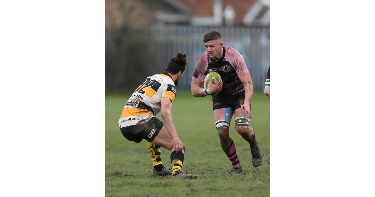 Sam Voight  1st XV Defence Coach
camberleyrugbyclub.co.uk/news/sam-voigh…