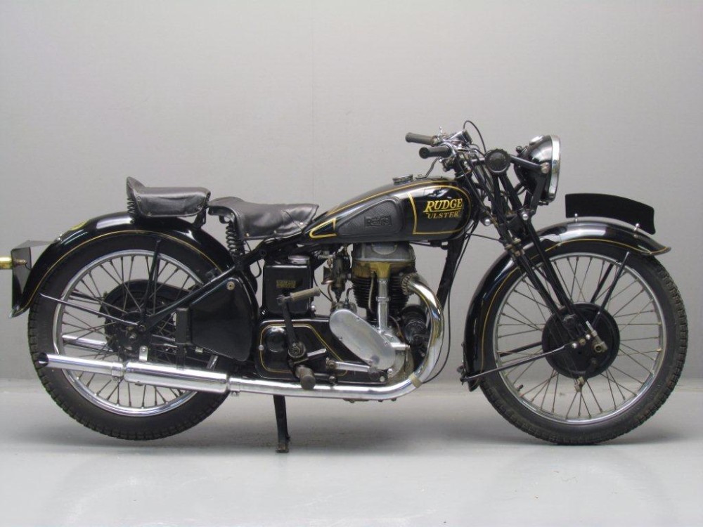 Rudge Ulster
#Rudge #1930sMotorcycles #BritishMotorcycles #ClassicMotorcycles #ClassicBikes
carsmotorbikes.com/2019/09/rudge-…