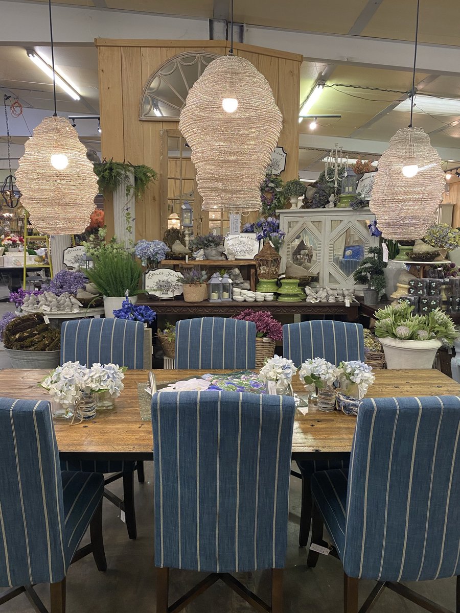 Paul_Michael_Co's tweet photo. New looks, new merchandise at our Canton, Texas location!🍾👏❤️ https://t.co/1UiHL4kudn