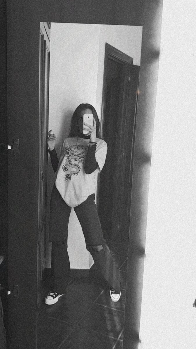 maria_689_'s tweet photo. solo porque me gustó el outfit:) https://t.co/BpOPi13qom