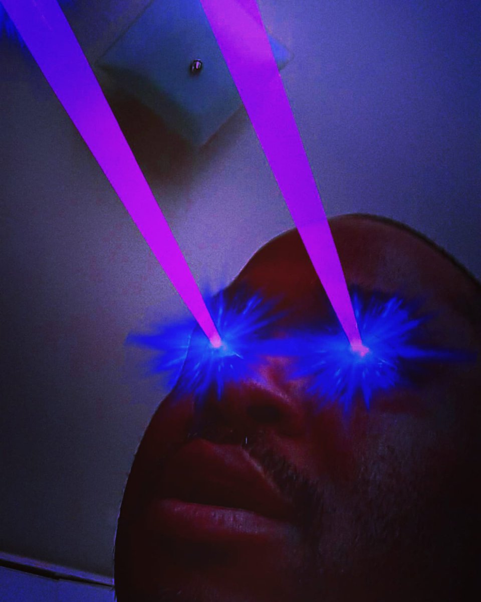 DarrellRDP's tweet image. ENERGY PURPLE INFRARED EYE BEAMS! 
#darrellrdp #eyes #beams #energy #power #superpower #comedy #youtuber #waukegan #kenosha #lakeforest #gurnee #milwaukee #northchicago #chicago