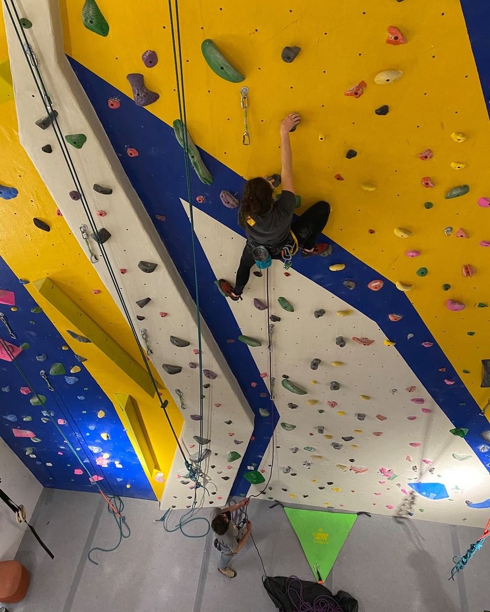 ColoMtnCollege's tweet photo. Students in the #CMCSpringValley Sport Climbing class tested their abilities outside at the Puoux Canyon Crag after spending 3 weeks honing their skills on the campus climbing wall. #GlenwoodCanyon #RockClimbing #DoSomethingMAJOR https://t.co/DtfDqfYVQI