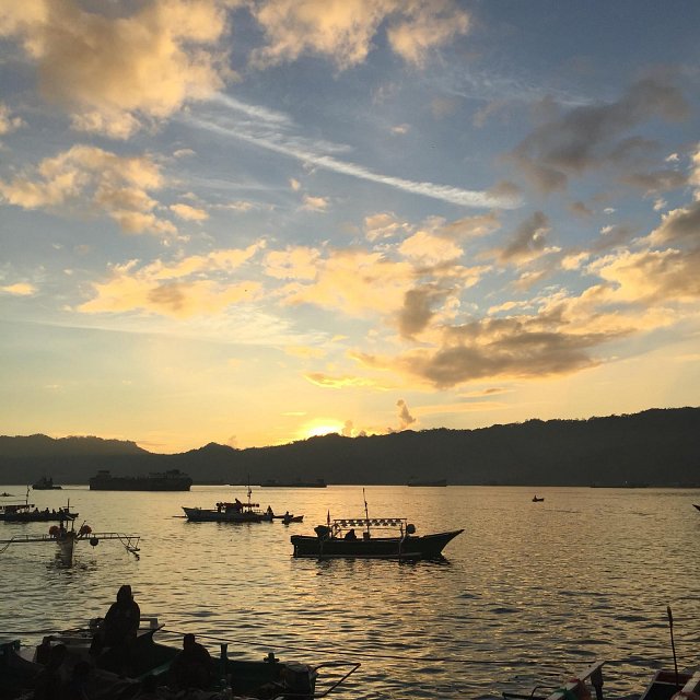 Did you know? By 2025 we aim to have 75% of IPNLF member supply fisheries directly engaged in responsible supply chain improvements, driving greater transparency in one-by-one tuna supply chains.

Find more about our aims here: ipnlf.org/what-we-do/res…

#SmallScaleFisheries #SDGs