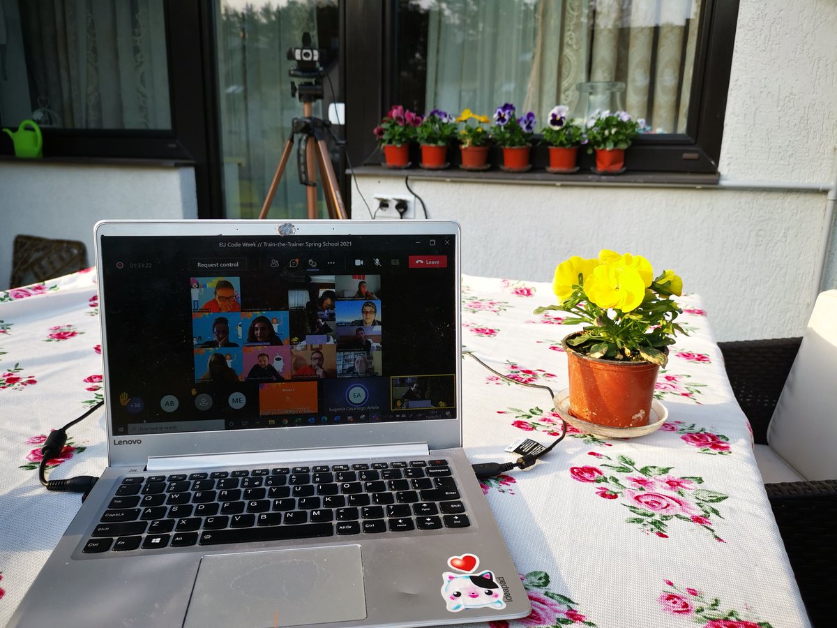 AngelaJafarova's tweet photo. My office moved to sunny side 🌞 So nice to become student again! 🤓 I am glad to participate in the @CodeWeekEU #SpringSchool 
✅ 49 leading teachers
✅ 21 country 
✅ 6 days
✅ 3 hours each day of intensive learning,  brainstorming and experience sharing https://t.co/68bTJa2l0Z