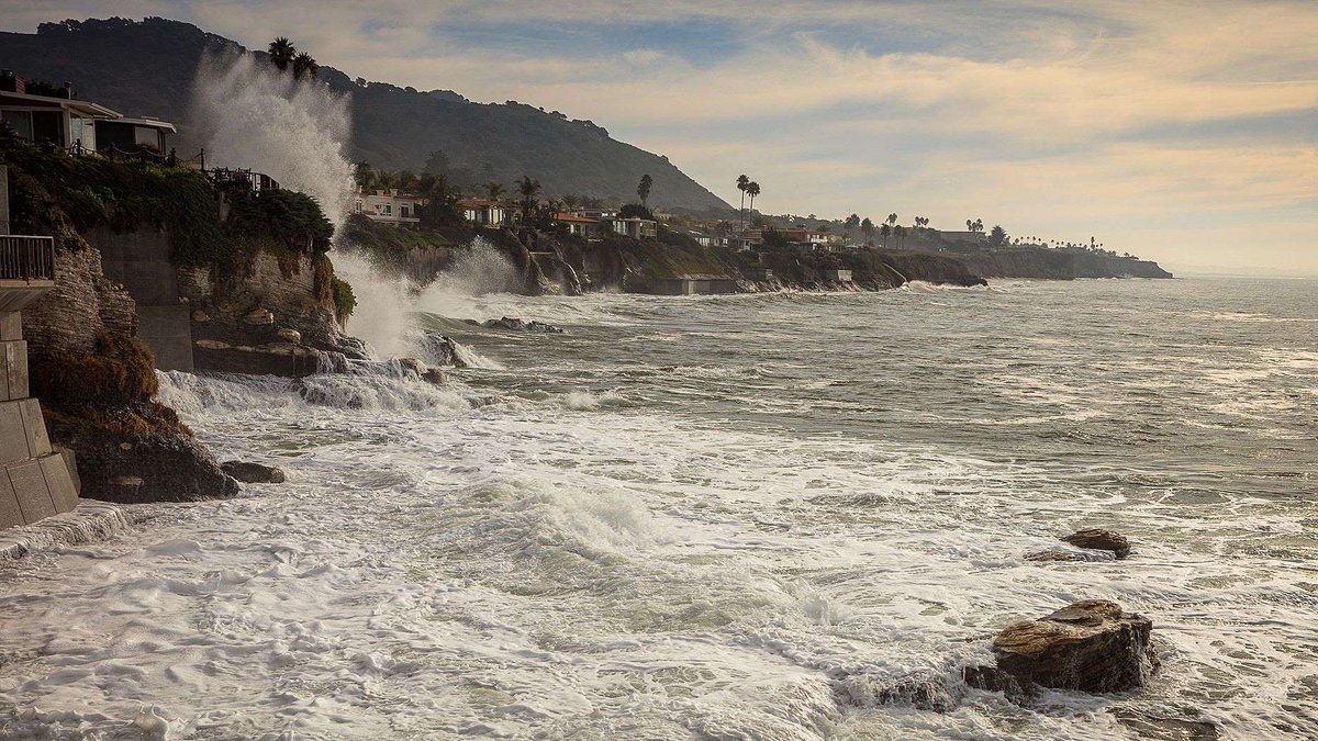 CA_Waterkeepers's tweet photo. “The next decade is critical for the state to act & plan for changes along California’s coast, before more extreme & more expensive solutions are the only option." -@KaitlynKalua. #AB67 PASSED its first #CALeg committee: https://t.co/H8XHrhKY7H. @AsmCottie https://t.co/ukcN9IHkIs