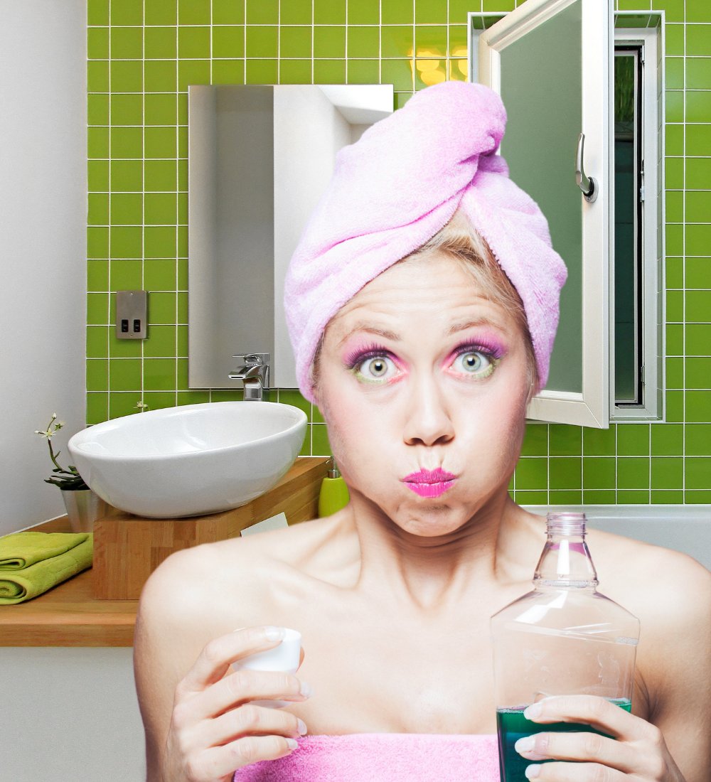 Is mouthwash harming your health? 

Hold that next swish! Studies show that over-the-counter antibacterial mouthwash is dangerous. For one it reduces the efficacy of exercise on lowering blood pressure. 

l8r.it/hFnY

#bodybuilding #fit #gymlife #healthylifestyle