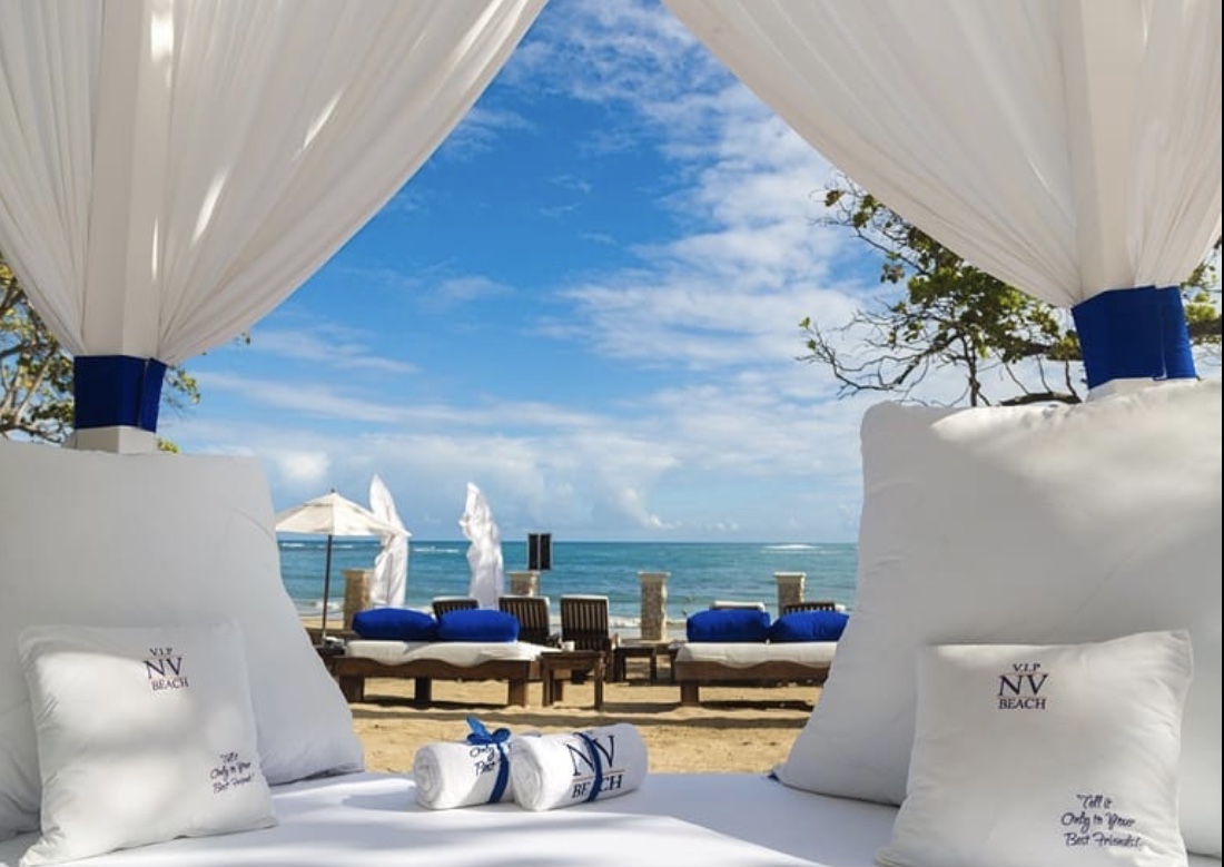 sandsofluxury's tweet image. Looking for your next big escape? We’ll just leave this here for you.
