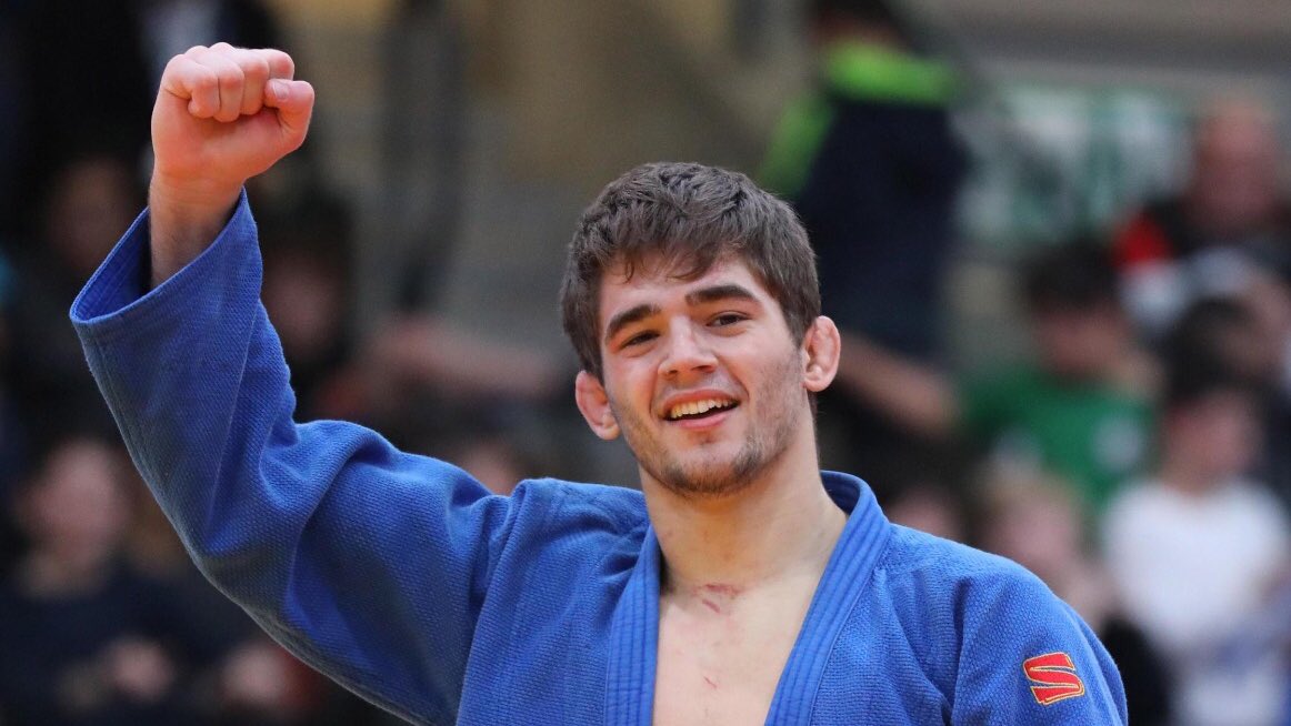 Coninews's tweet photo. OROOOOOOOOOOO! ✨🥇✨

A Lisbona il titolo europeo della categoria 66 kg è di Manuel #Lombardo! 💙

#JudoLisbon2021 @FijlkamOfficial https://t.co/QMi4ojkFQg