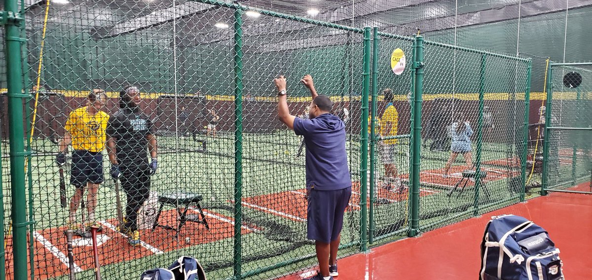 @BsbSouthern &amp; <a href="/SouthernU_SB/">Southern U. Softball</a> getting better today <a href="/DBAT_BR/">D-BAT Baton Rouge</a> !