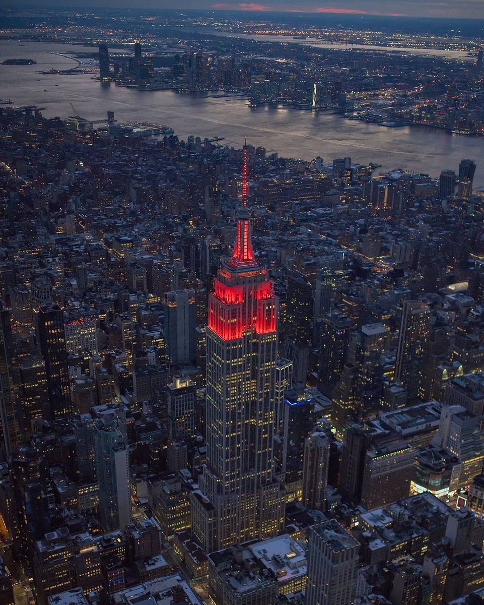 EmpireStateBldg tweet picture
