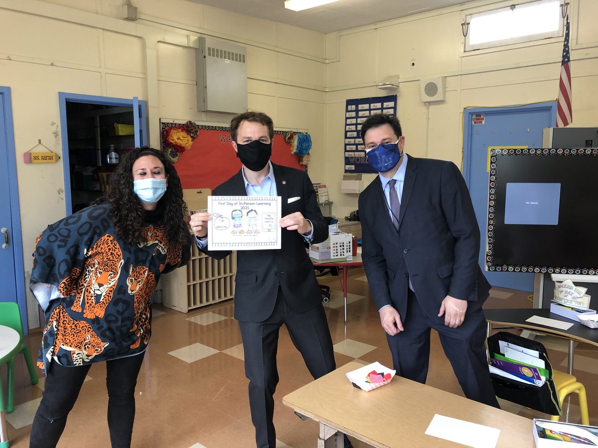nickmelvoin's tweet photo. LAUSD's reopening process won't be perfect, but we will adapt and problem-solve to meet the needs of our kids and families. Thank you to everyone for your hard work and flexibility as we all navigate this transition together! https://t.co/JbQ221SAWM