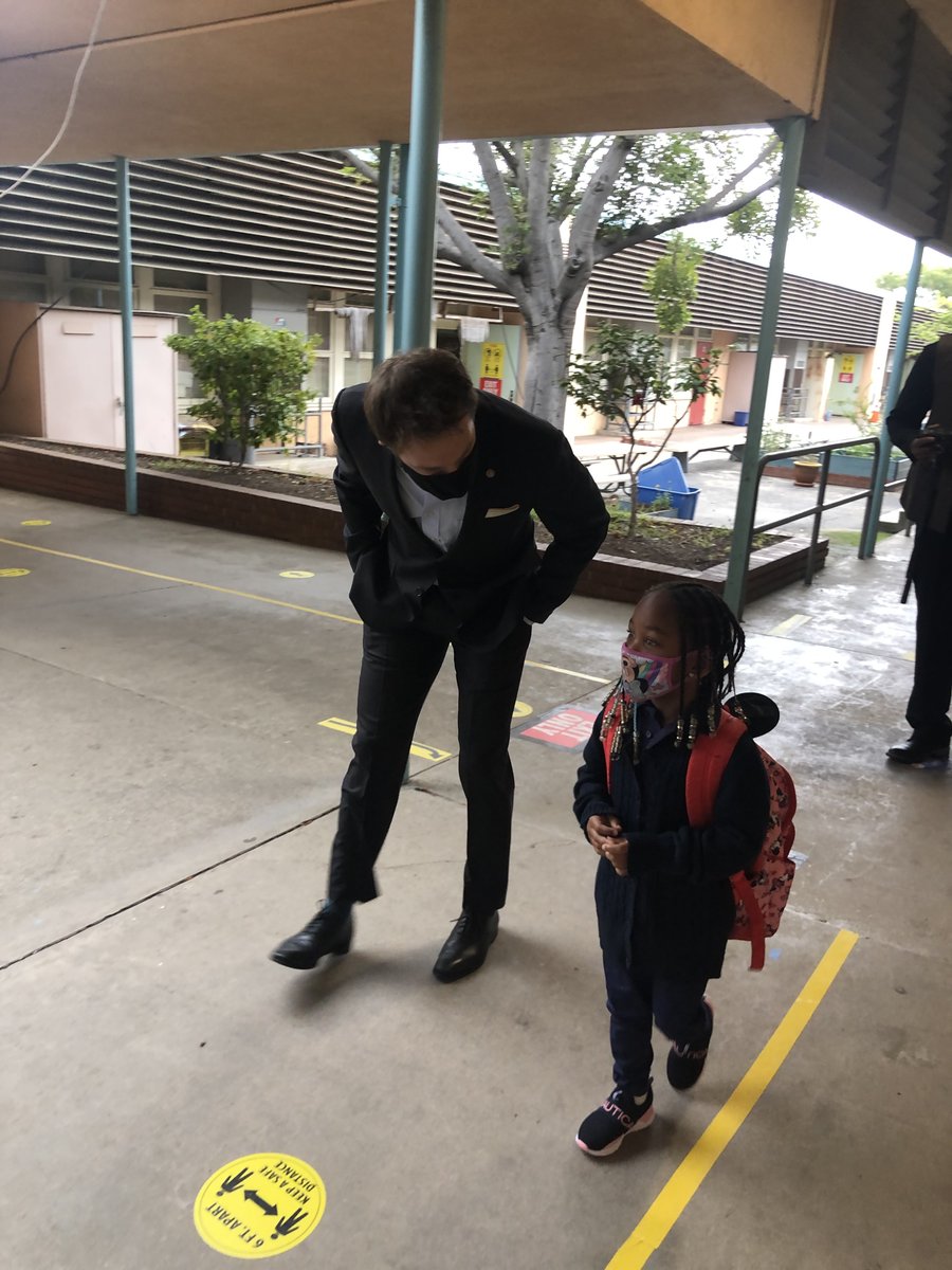 nickmelvoin's tweet photo. LAUSD's reopening process won't be perfect, but we will adapt and problem-solve to meet the needs of our kids and families. Thank you to everyone for your hard work and flexibility as we all navigate this transition together! https://t.co/JbQ221SAWM