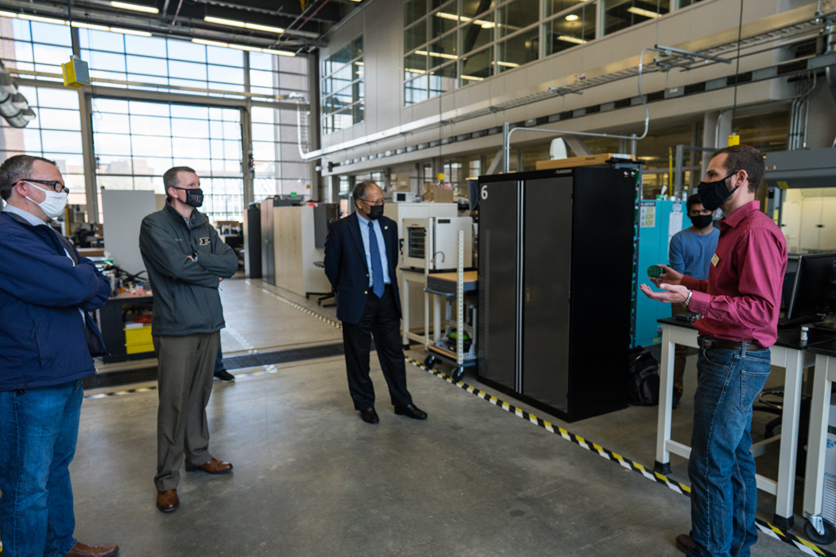 Thank you @purduemitch @PurdueResearch @PurdueEngDean and others for visiting @HerrickLabs Monday. It was a pleasure highlighting our work in #NationalSecurity #EnergeticMaterials #EnergySecurity and more. 

@PurdueEngineers @PurdueME @PUEnergetics