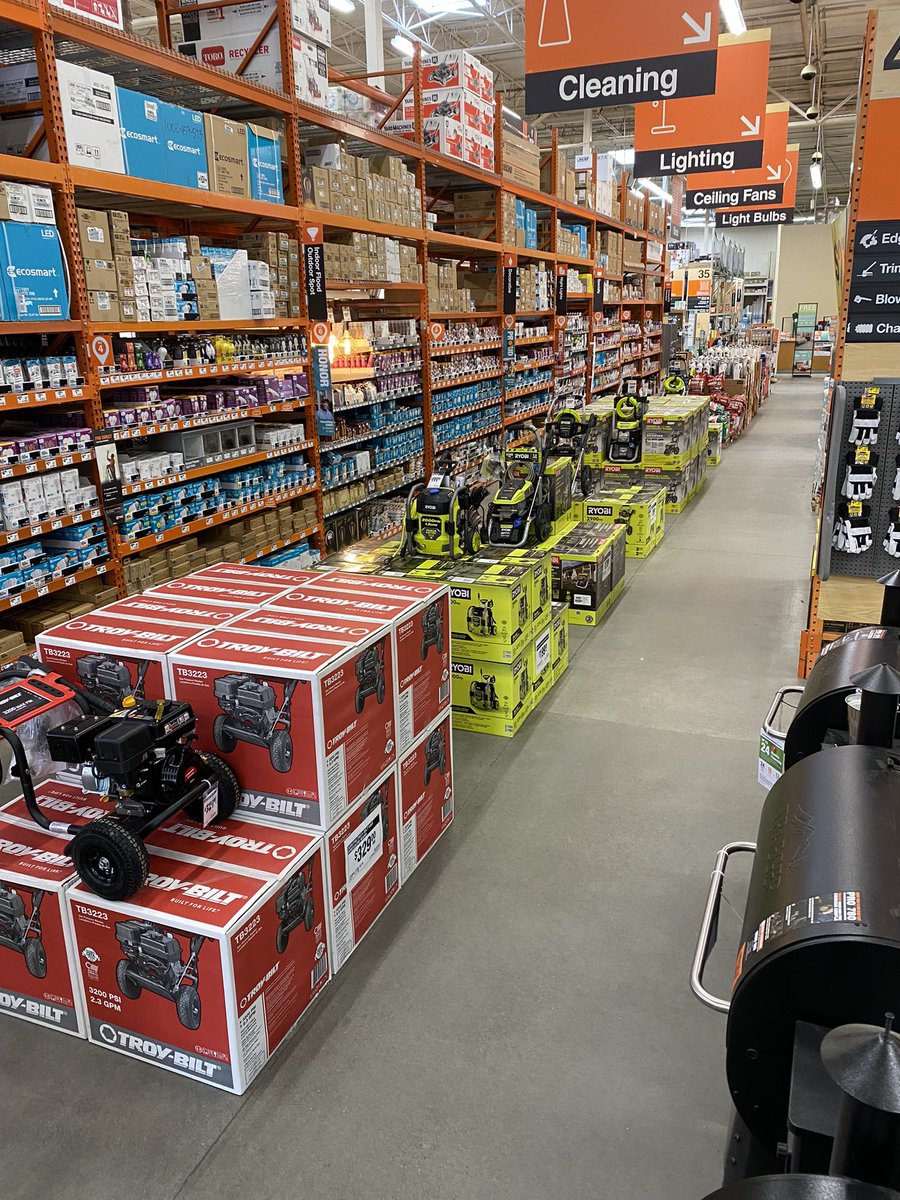 MikeG9689's tweet photo. Canton HD is ready for the weekend!!! @hollytate122 @misshd03 https://t.co/TVPBvs5FNK