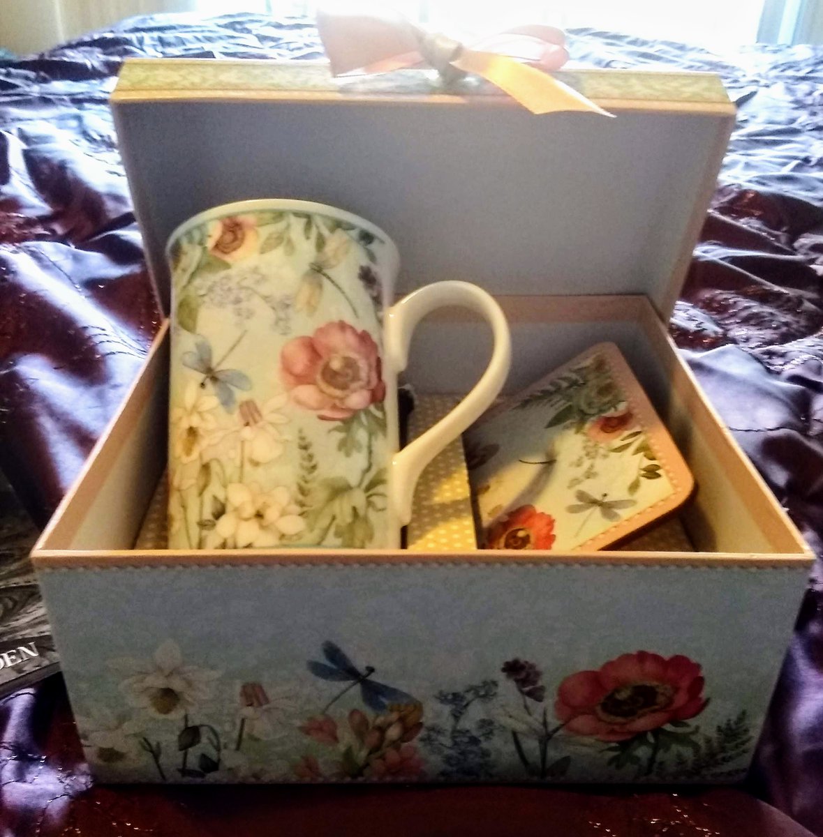 Still time for Mother's Day! NEW RARE Porcelain Dragonfly & Poppy Mug, Spoon & Coaster Set Summer River BV - Only One Available

#SummerRiver #BVCopyright #MiShonsGalleria #NewMugSet #dragonfly #poppies #dragonfiesPoppies #floralcup 

ebay.com/itm/1847377135…