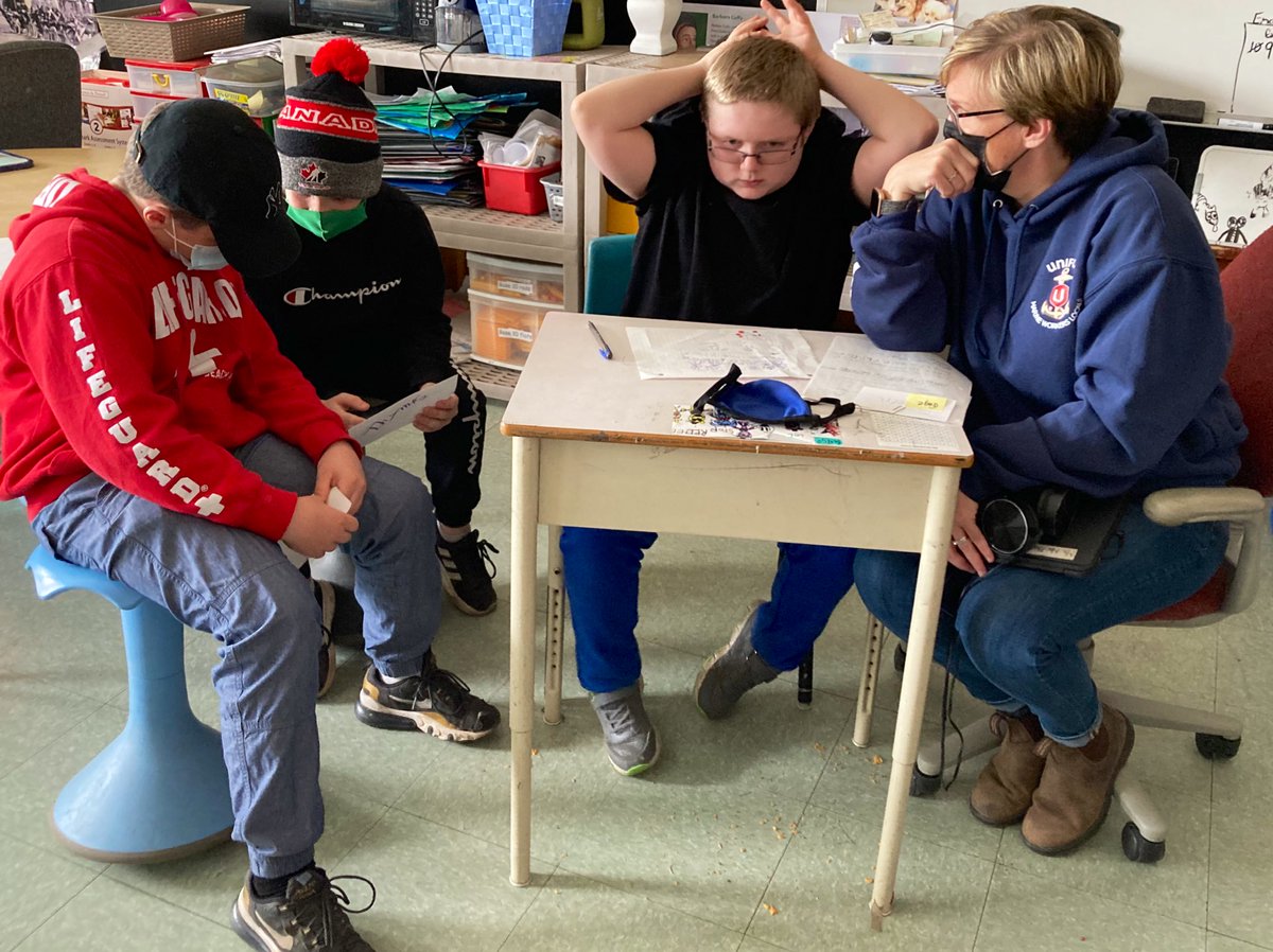Joanne Coxon (@jrudderham6) on Twitter photo Jigsaw groups for Science- when the kids take responsibility and the lead on their own learning, great things happen! <a href="/JWMFT_Admin/">Emily Quigley</a> Jigsaw groups for Science- when the kids take responsibility and the lead on their own learning, great things happen! <a href="/JWMFT_Admin/">Emily Quigley</a>