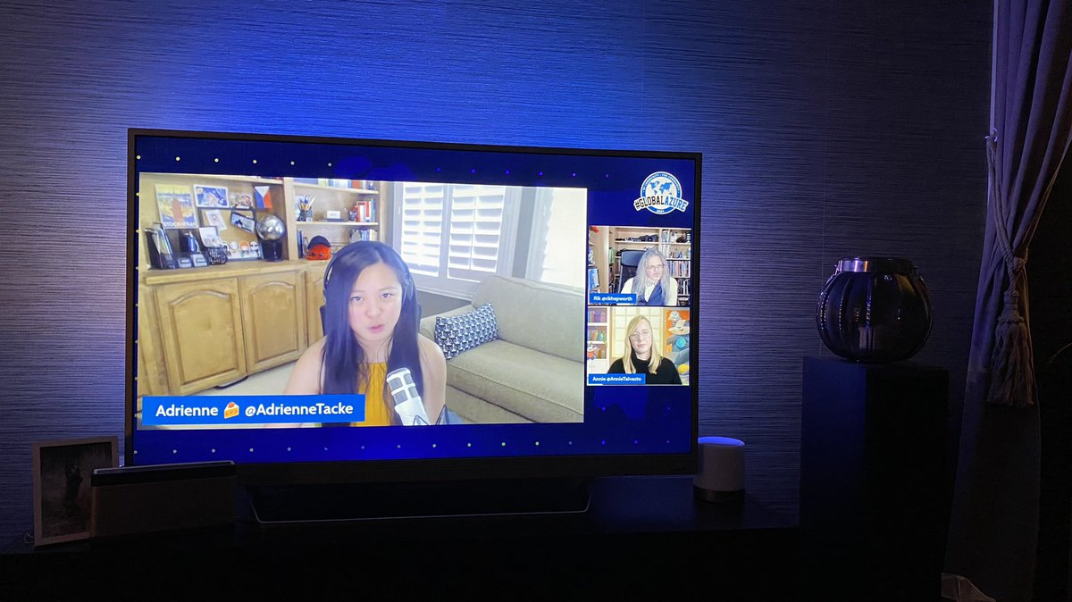 cjkodare's tweet image. After my afterwork talk at Global Azure Norway, checked out @AdrienneTacke’s featured live session at @GlobalAzure about  #AzureDurableFunctions explained using my favorite Filipino food Lumpia 🇵🇭 Inspiring and interesting tech and non-tech insights, Adrienne! 😊 #globalazure