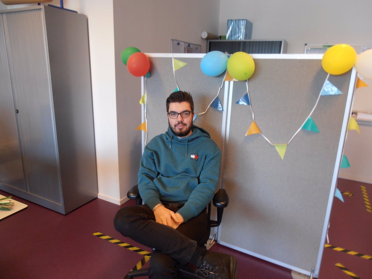 Vandaag namen studenten van mediadesign en zakelijke dienstverlening van <a href="/reanijmegen/">reacollegenijmegen</a> hun #diploma in ontvangst. Van harte #gefeliciteerd allemaal!