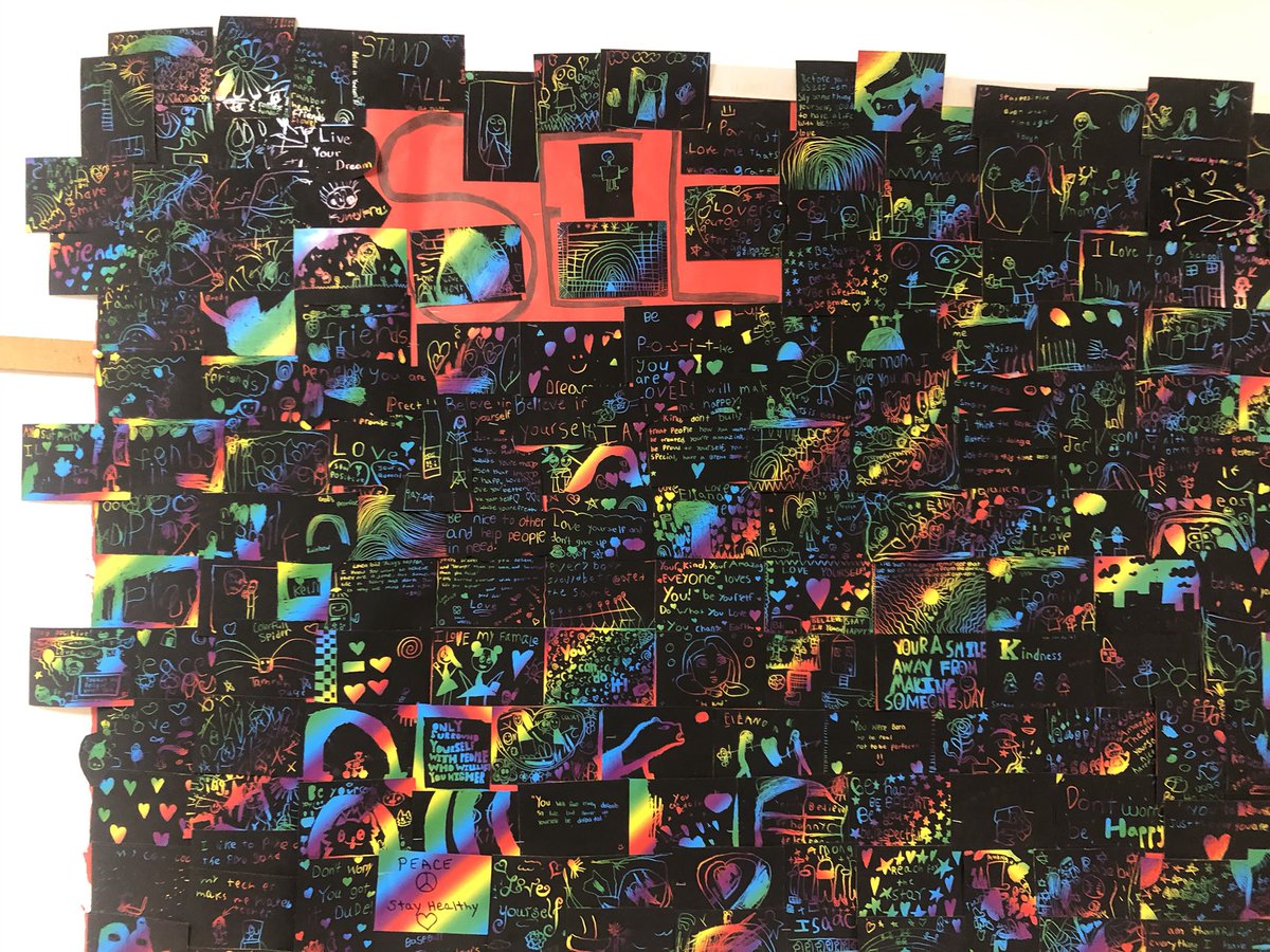 LindsayLCSW's tweet image. KCS SEL postcard wall. The students did a great job!! The students focused on things that make them happy. @Keyport_GUID @KeyportSchools @KCSPrincipal @keyportsports