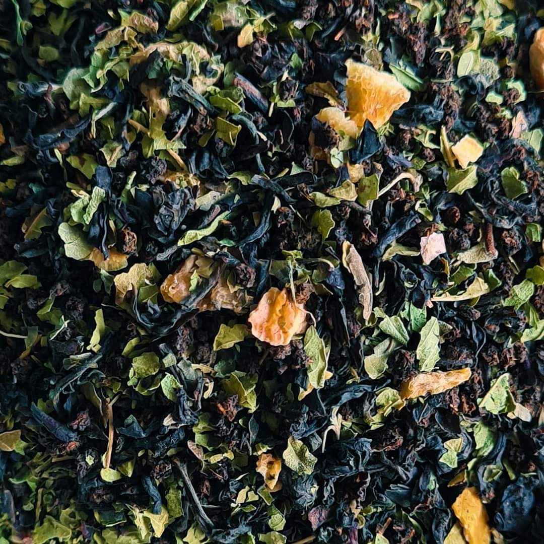 MrSqueaksTea's tweet photo. Mix it up this weekend with a beautiful cup of Mr Squeaks Zestea. A strong and malty black tea with a tantalising subtle hint of lemon. A great early morning brew to enjoy in the sunshine. 🍋☕️
😎

#MrSqueaks #blacktea #lemon #sunshine #earlymorning #teaaddict #tasty #weekendmood https://t.co/ZYQoza9JGY