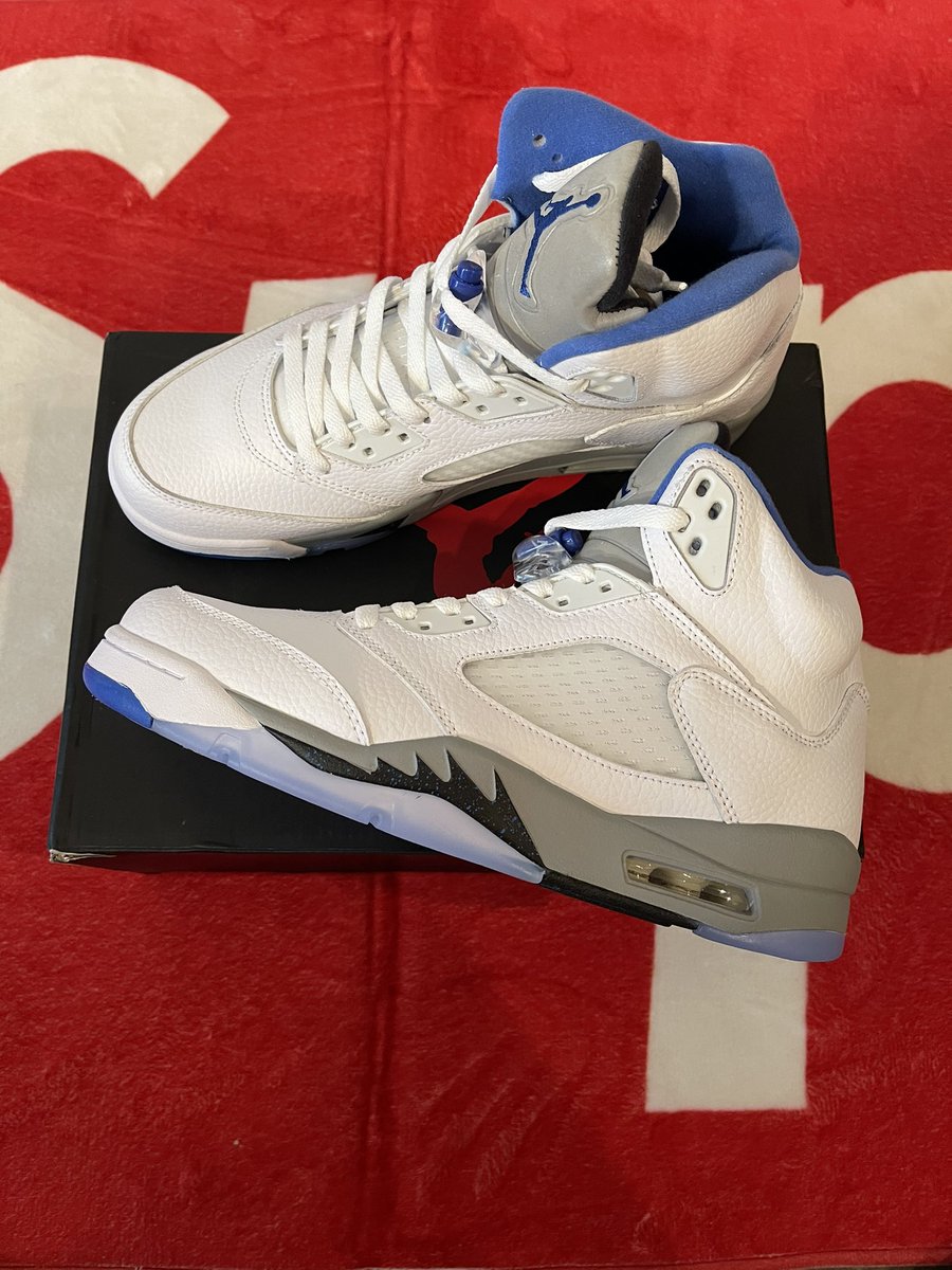 Overratedplug's tweet image. Air Jordan 5 Stealth 🔥📦 
#ShopOverRated