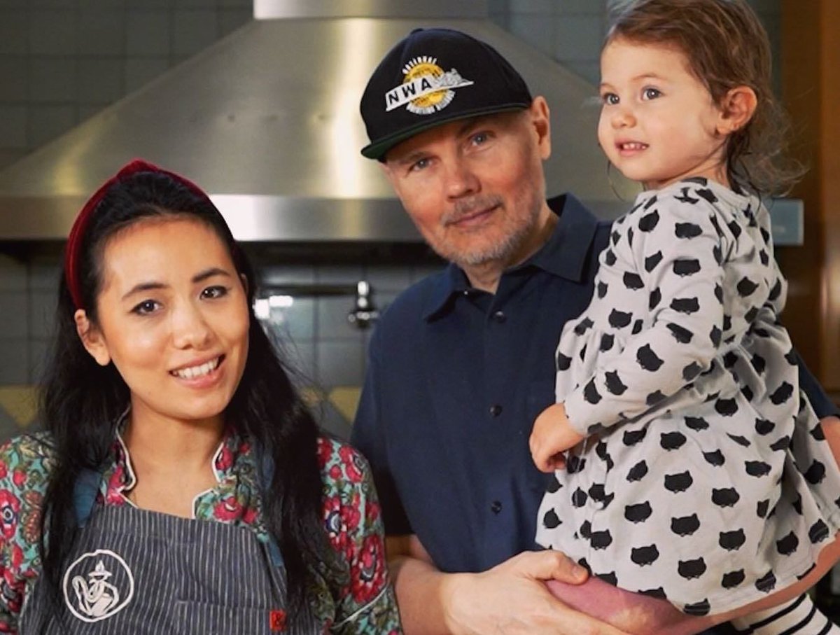 Check out this opportunity to bake with William Patrick Corgan and Chloe Mendel of Madame Zuzu's! Learn how to make their famous Chocolate Chip Banana Bread in this online event on Monday 4/19 at 7pm CST! RSVP now: buff.ly/3g4uxLQ