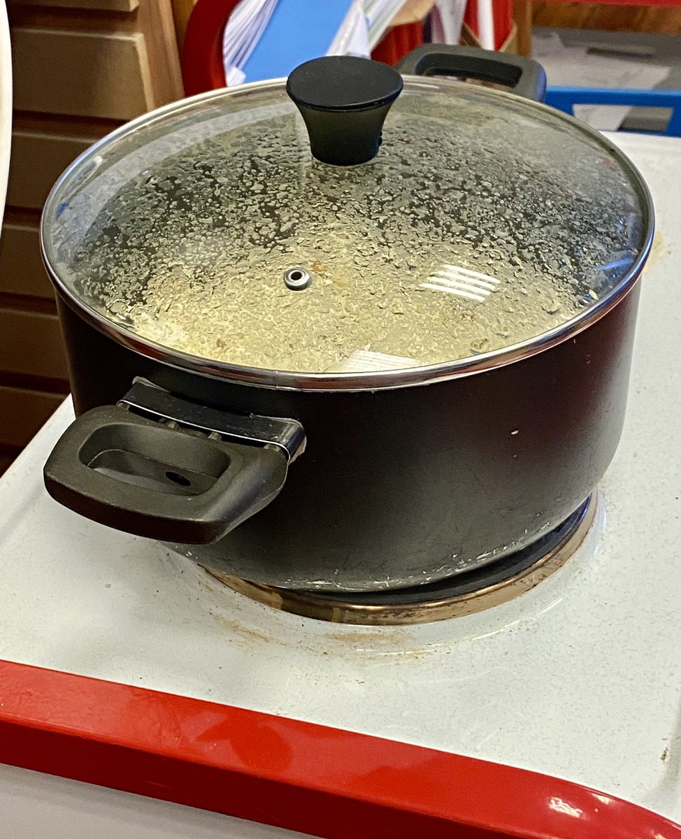 hackforthschool's tweet image. Investigating (delicious) changes in matter #primaryscience #KS2 #mixedageteaching