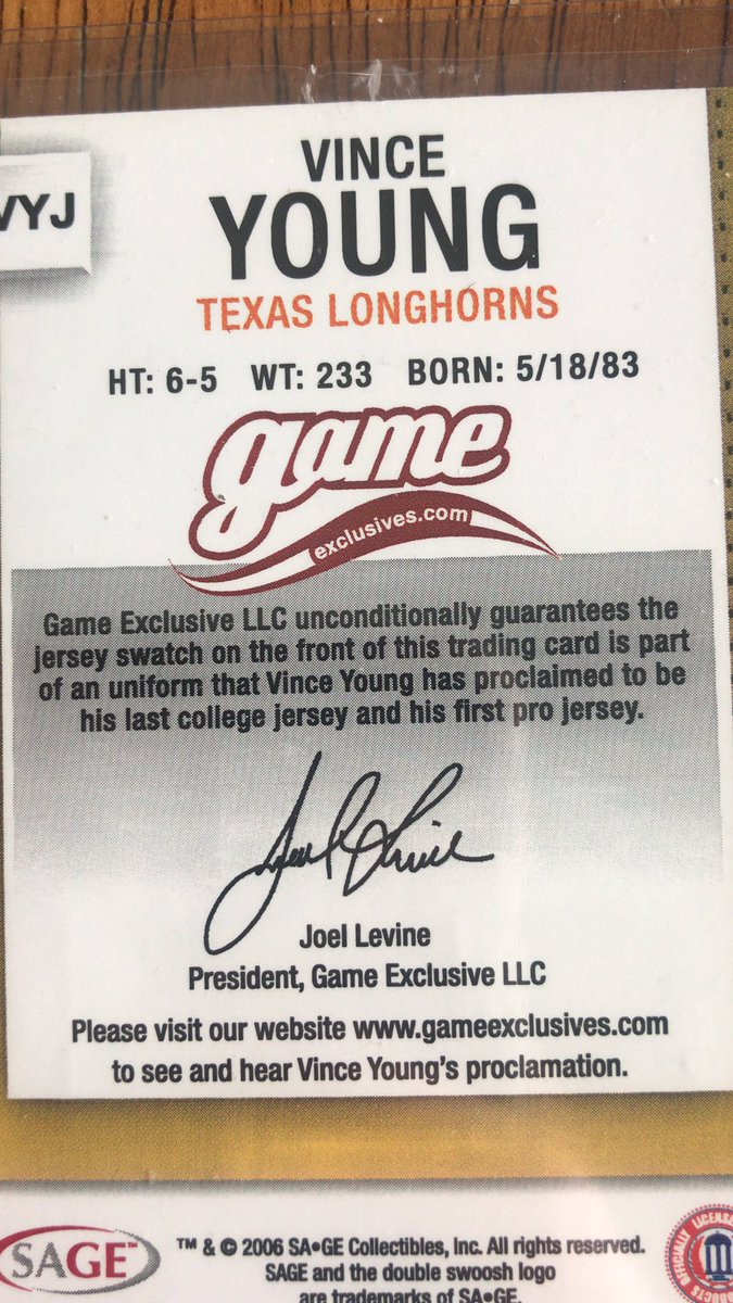 TroysCards's tweet photo. Vince Young Dual game-used jersey /25. $25 PWE @CardPurchaser @HobbyConnector https://t.co/kImgtRGdjZ