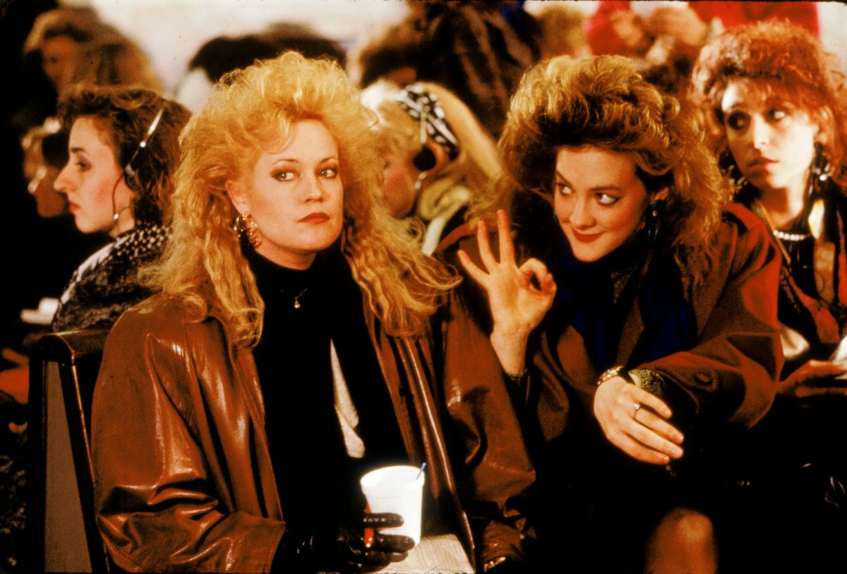 Plot Holes Podcast tweet media