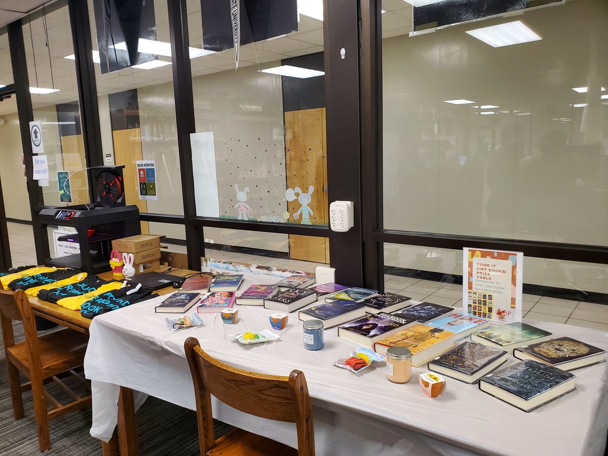 EHHSLibrary's tweet photo. TomeCon @EHHSLibrary  Today @TomeSociety https://t.co/oKhebMz9vy