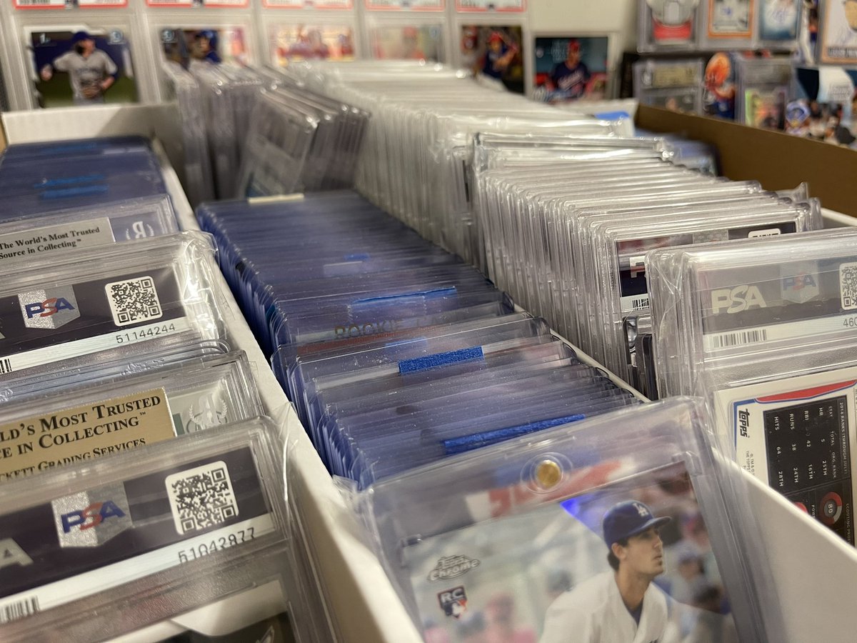 certifiedcards's tweet image. My biggest twitter sale ever is TONIGHT

▫️Everything is below eBay comps, some heavily discounted. 

▫️Posts start at 6:50pm PST, 9:50pm EST sharp.

▫️Slabs, Singles, and Lots 

▫️All Sports

▫️Over 5,000 cards in total. 

📌Retweet to get FREE SHIPPING on your entire order.