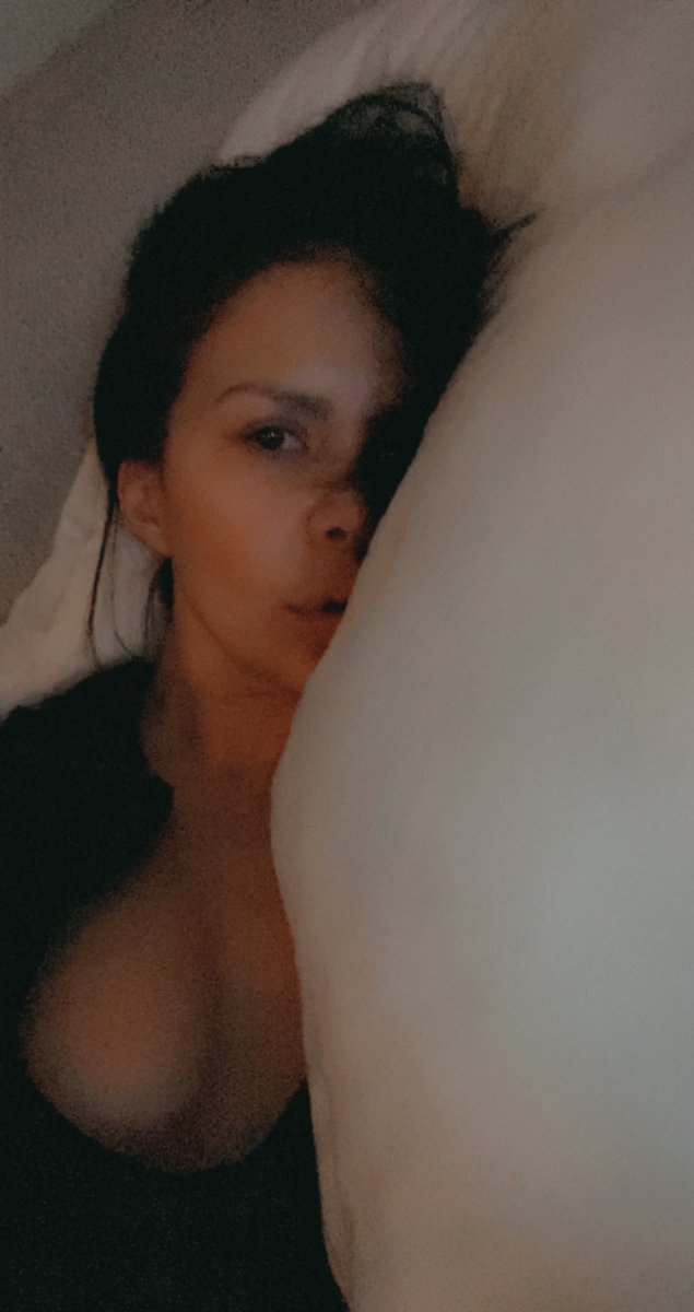 erenee20's tweet photo. I normally use this channel for social justice, reform, activism or master Jedi shit. But today I feel like posting me. #selflove https://t.co/rBMtkH6Zrg