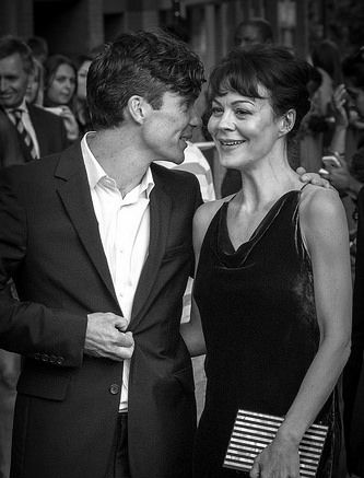 SeriesUpdateFR's tweet photo. Cillian Murphy rend un hommage à Helen McCrory.🌹

"Elle a élevé le niveau et rendu humaine chaque scène, chaque personnage qu'elle a joué. C'est un privilège d'avoir travaillé sur Peaky Blinders avec cette femme brillante." https://t.co/S1s5Jl3vHK