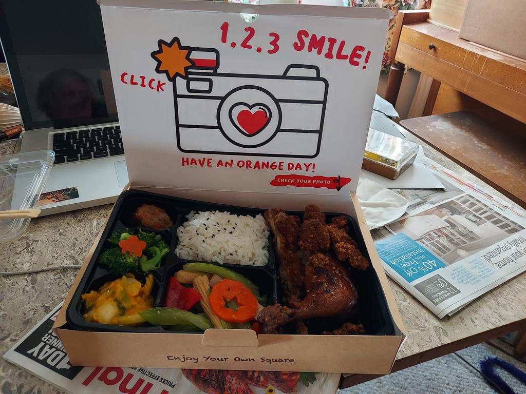 Tweetgeneric's tweet image. Orange Square looks delicious!