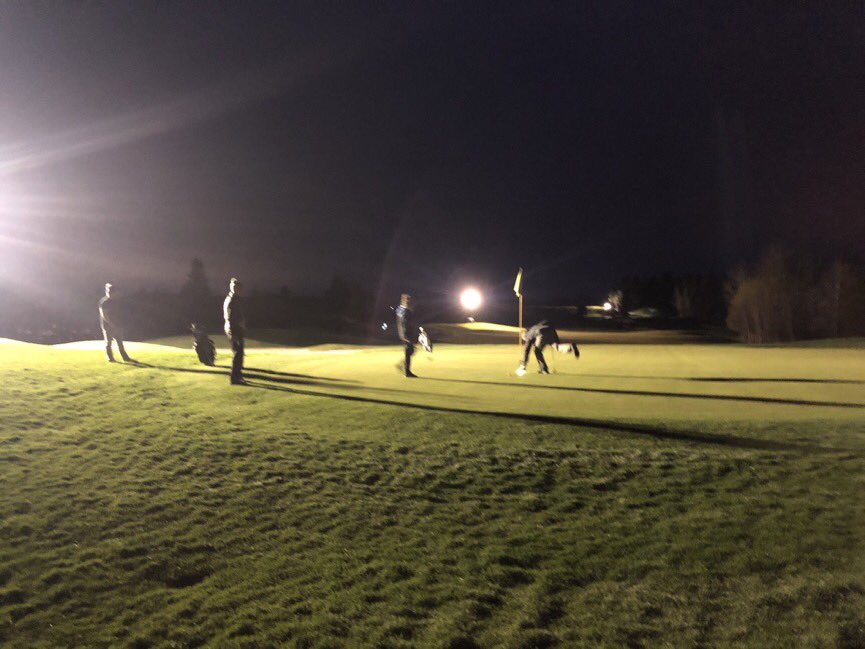 YoungerGolf's tweet photo. Damn proud of @WBGolfClub in Cambridge, ON which is remaining open until midnight to allow golfers to get in as many swing as possible before @fordnation pulls the plug on golf in the province.
Kudos 🏆🏆🏆 https://t.co/BAQaLbrVZv