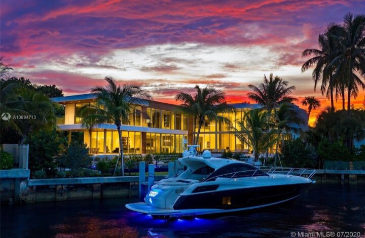 bedofrosxs's tweet photo. 📍Miami, Fl. 🇺🇸

Llegue tarde, pero hoy fue la fiesta de bienvenida para el bebé más guapo de todos, Erick. Felicidades nuevamente para @XiaraSazonova y @Guillermo_Sauri 

#WelcomeErick #MiamiAndErick https://t.co/kKELkkco0H