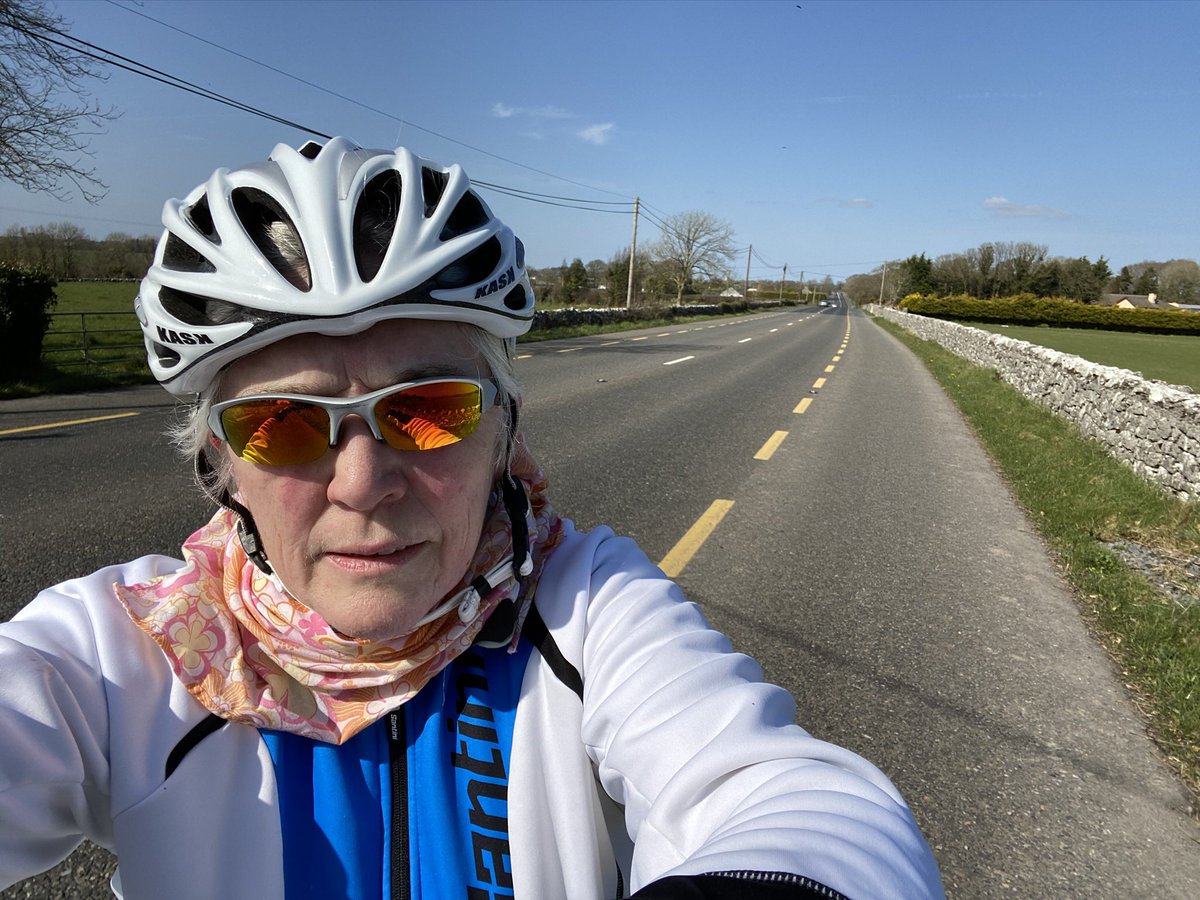 @GalwayCycling @VisitPortumna @AnneRabbitte @BallinasloeTC @BallinasloeLife @AislingDSenator @SenatorEMurphy @GalwayHour @eointmcmahon @theruthsmith @discoverlderg The open road to Gort @CycleGort