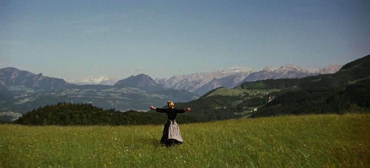 artonthescreen's tweet photo. from The Sound of Music, 1965 #ArtOnTheScreen #JulieAndrews https://t.co/AOUfJZlBDu
