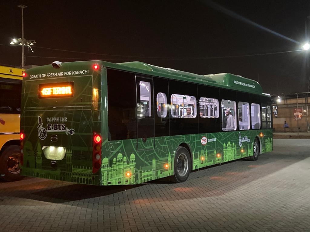 ChileBYD's tweet photo. BYD llevará la primera flota de buses 100% eléctricos a Pakistán: https://t.co/fVhCqHLnPG
El gobierno local de Karachi, la ciudad más poblada del país, planea introducir 100 buses eléctricos durante este año, con el objetivo de conseguir un transporte público más sostenible. https://t.co/KBrAGlQqpm